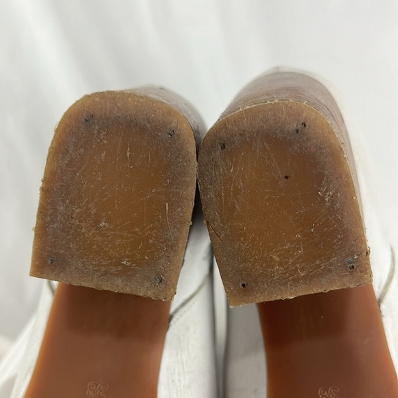 Sixtyseven Vintage Made-In-Spain White Chunky Block Heel Booties - Picture 10 of 11